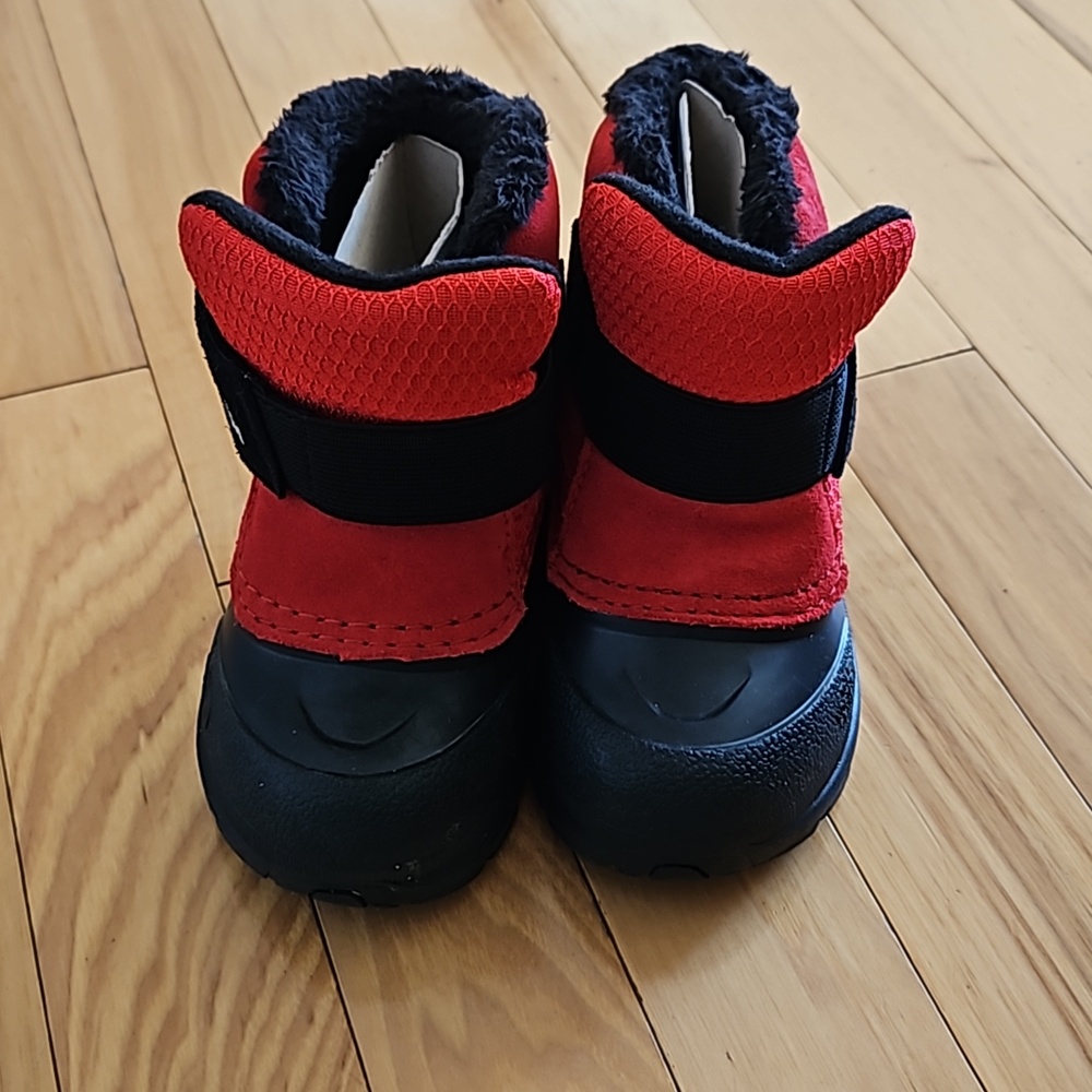 The North Face Toddler Snow Boots Size 6